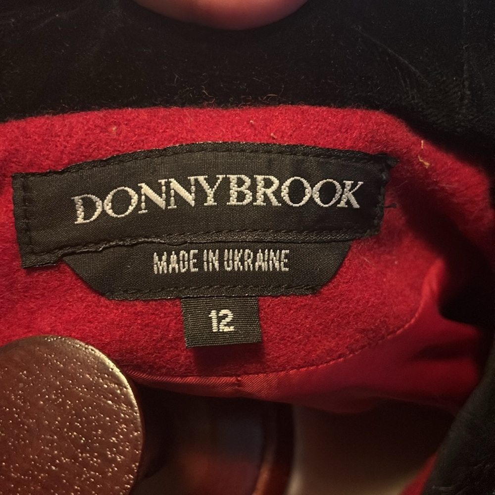 Donnybrook red and black 100% wool coat with genuine fur trim hood size 12 - Picture 9 of 16